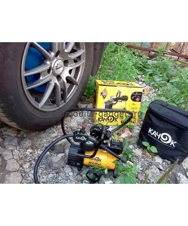 Автомобильный портативный компрессор Качок К50 LED Автомобильный портативный компрессор Качок К50 LED