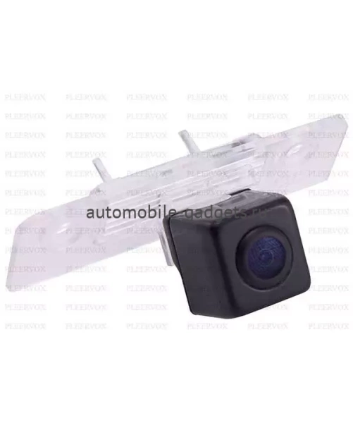 Штатная камера заднего вида Pleervox PLV-CAM-F03 для Ford Fusion