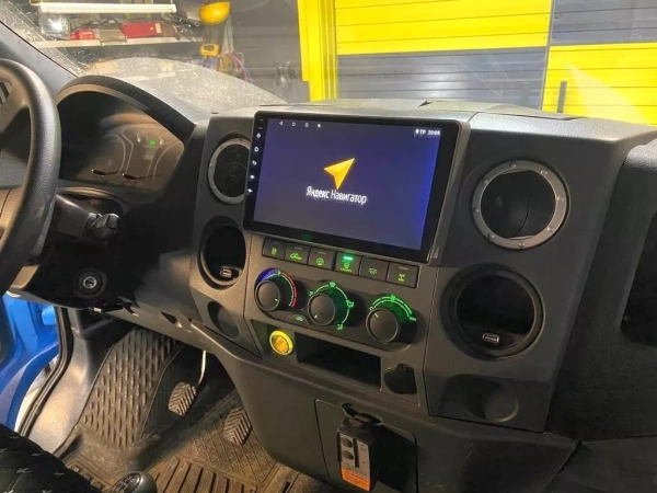 FarCar D3084M Штатная магнитола для ГАЗ Газель Некст 2013+ на Android 13 c 2GB