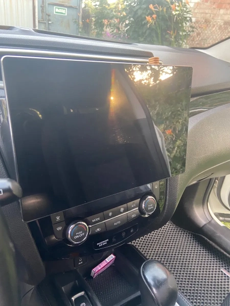 Автомагнитола 13" RedPower 85301PRO для Nissan X-Trail T32 (09.2013-н.в.) и Qashqai J11 (11.2013-н.в.) с климат-контролем