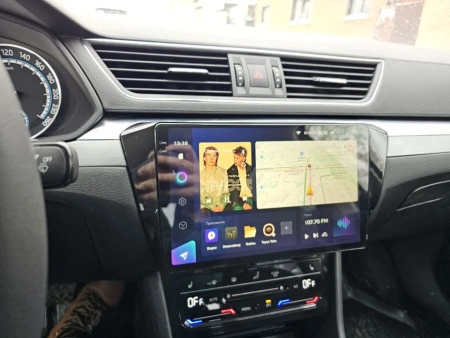 FarCar S500 BM3002M 2K штатная магнитола для Skoda SuperB 2015+ на Android 14 c 4Gb, DSP, 4G